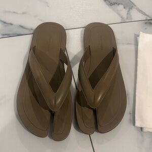 Authentic maison margiela tabi flip flops sandals